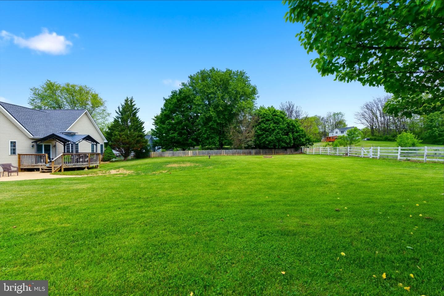 100 Capricorn Drive photo 46