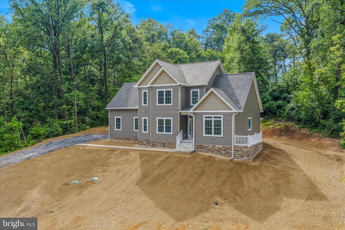 84 Huntsville Court photo 42