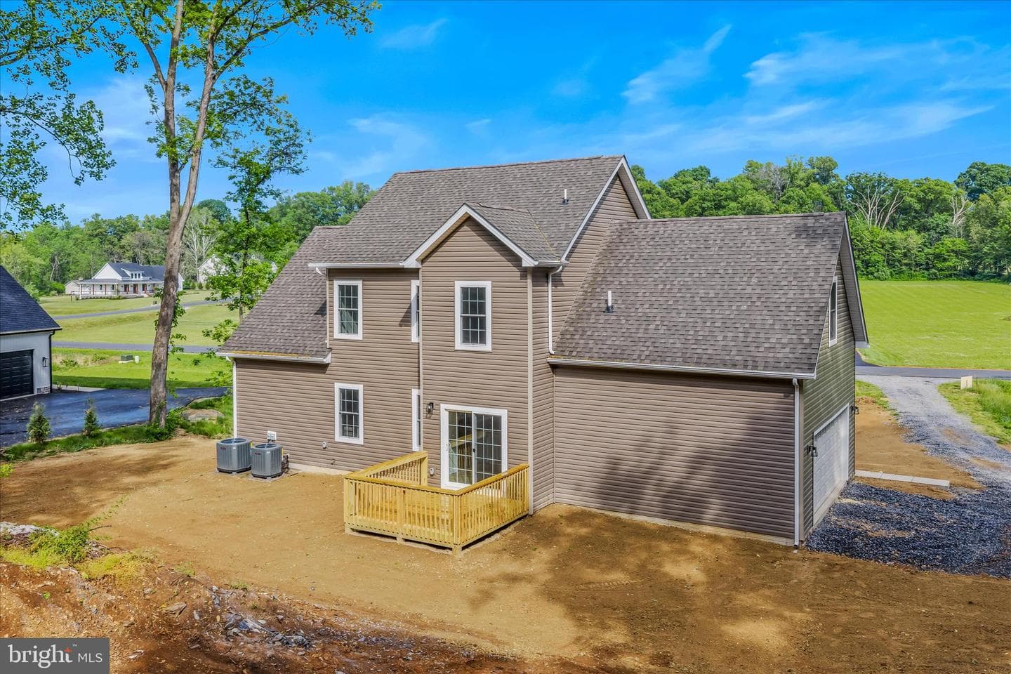 84 Huntsville Court photo 44