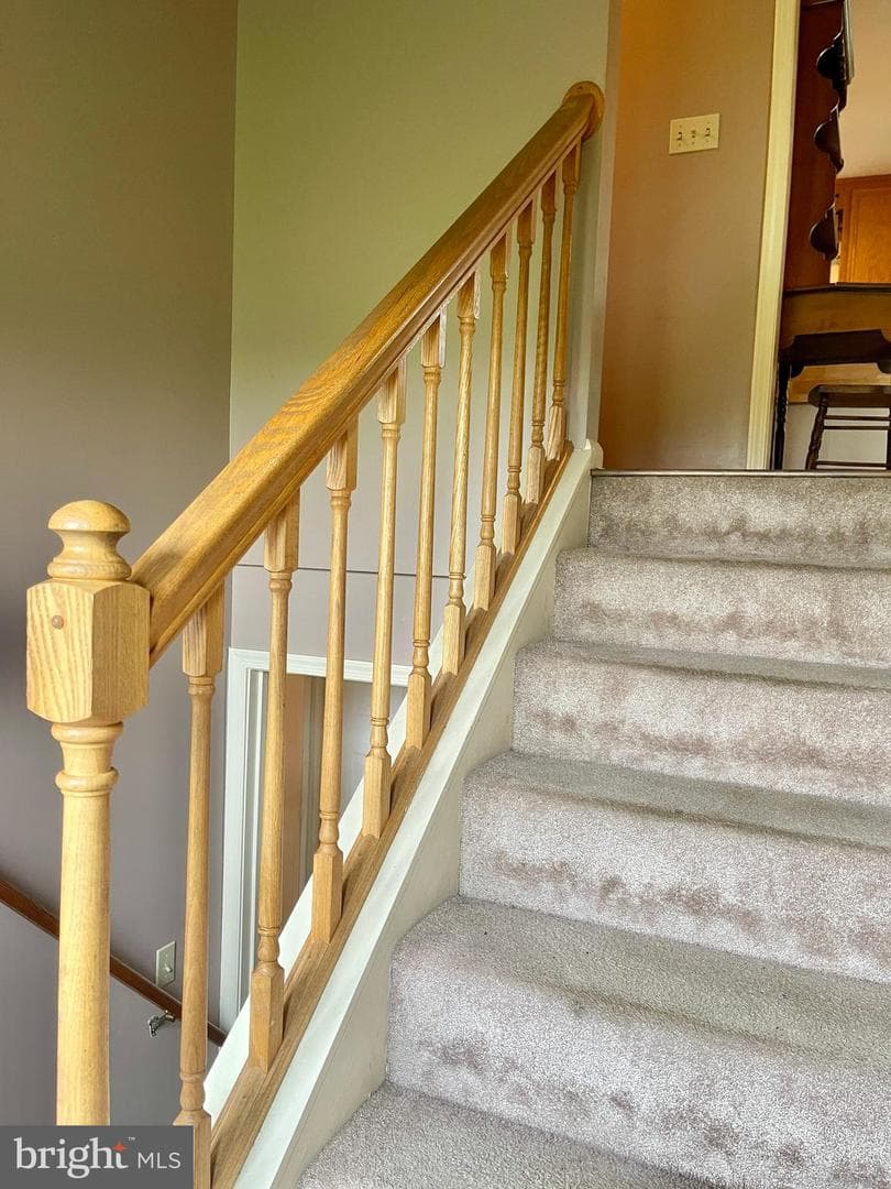 27 Canterbury Drive photo 39