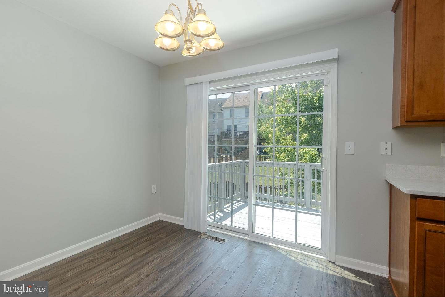 135 Teague Lane photo 8