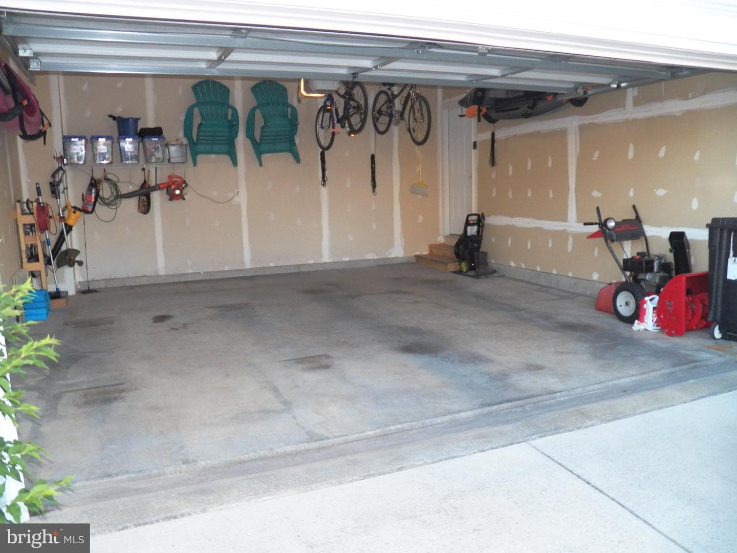 121 Tarkay Place photo 69