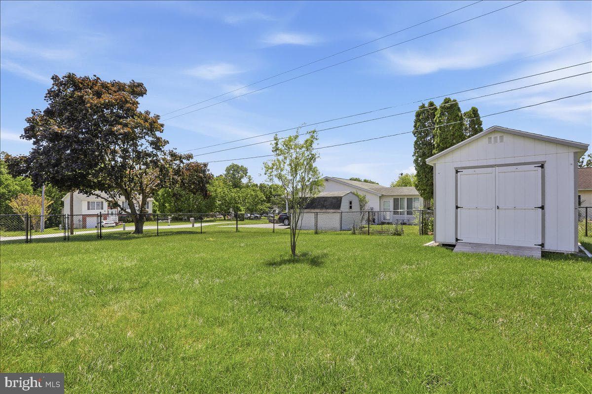 15 Sylvia Court photo 45