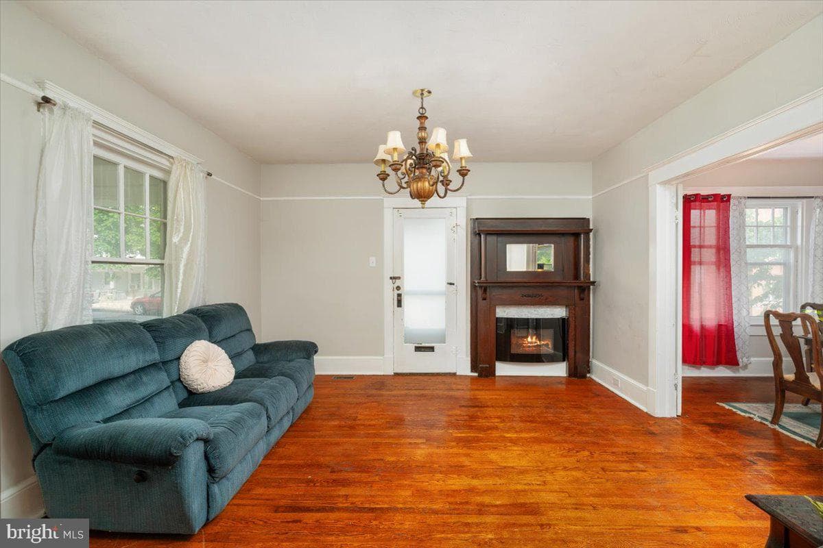 636 Faulkner Avenue photo 8