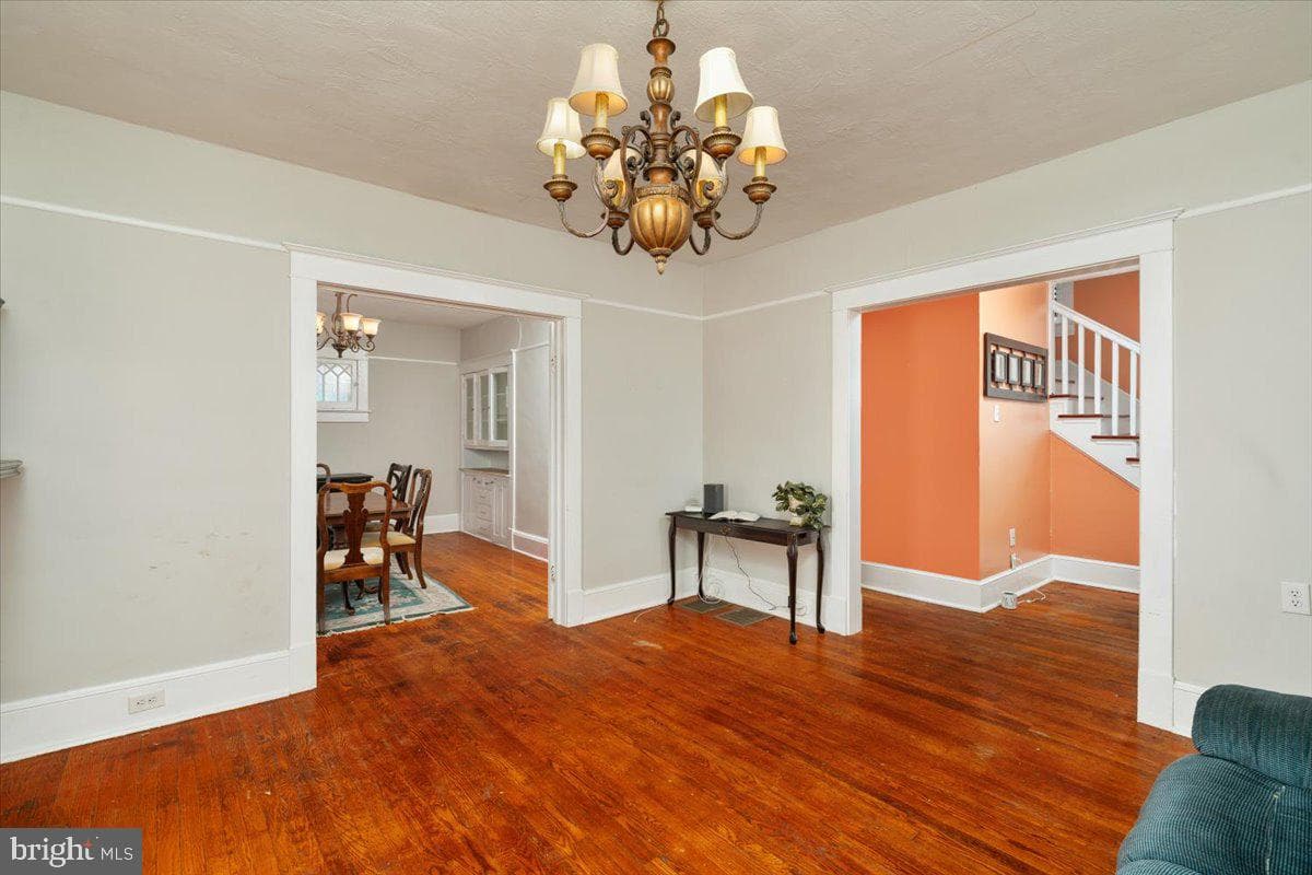 636 Faulkner Avenue photo 9