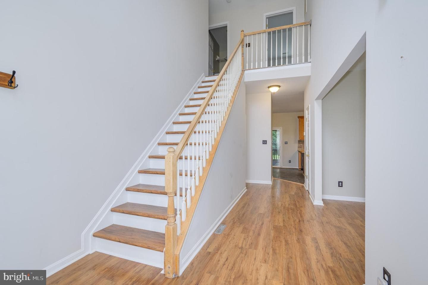 385 Thayers Gull Drive photo 7