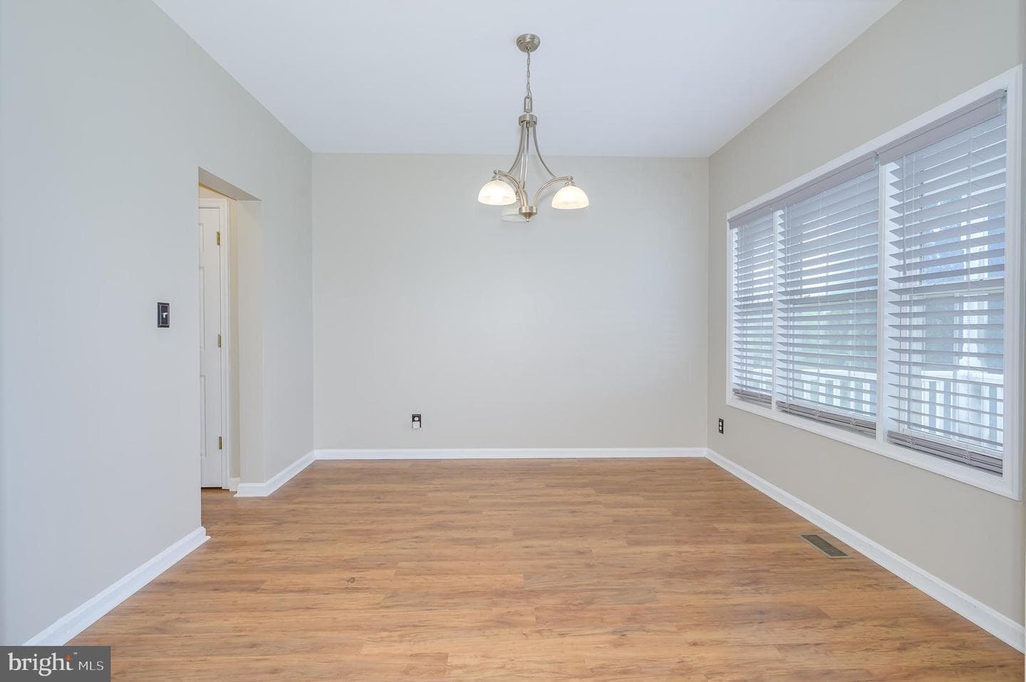 385 Thayers Gull Drive photo 9