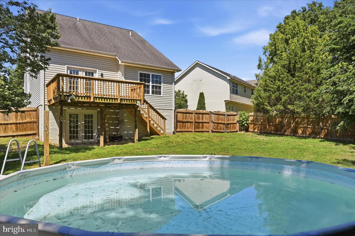 282 Ford Circle photo 3