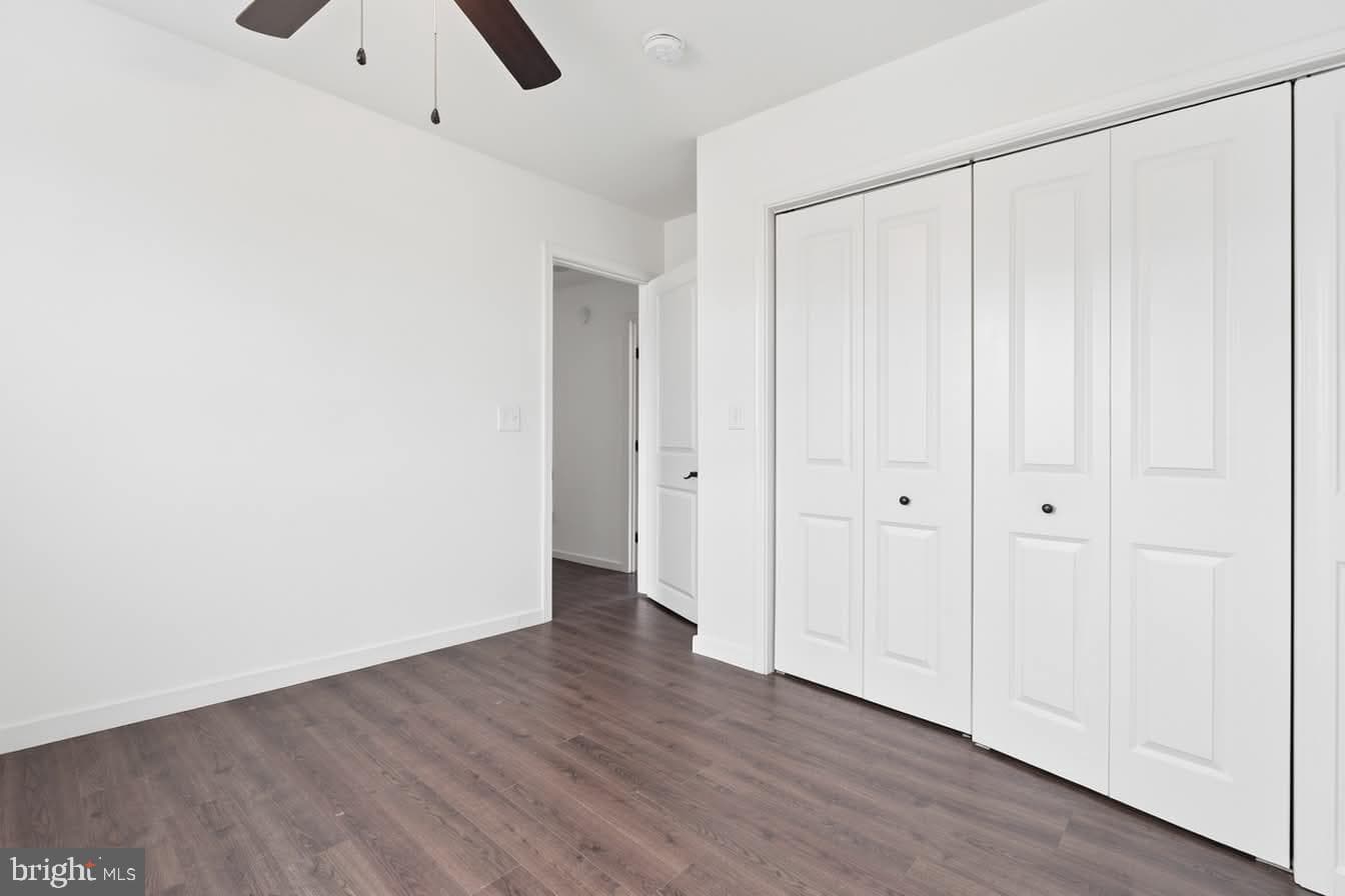6935 Winchester Avenue photo 23