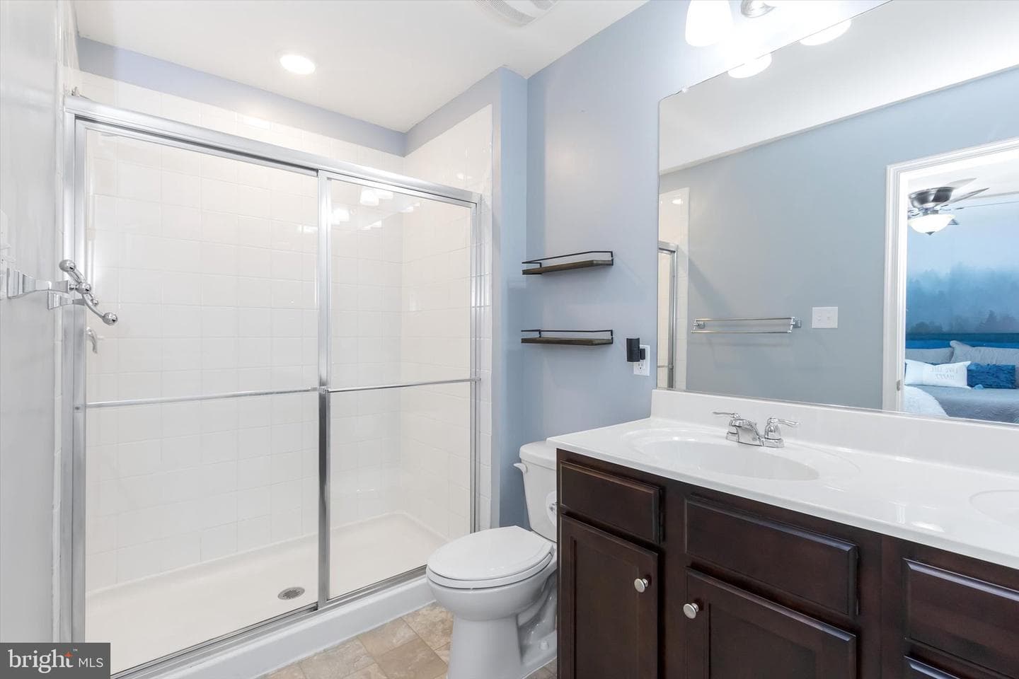 277 Magellan photo 32