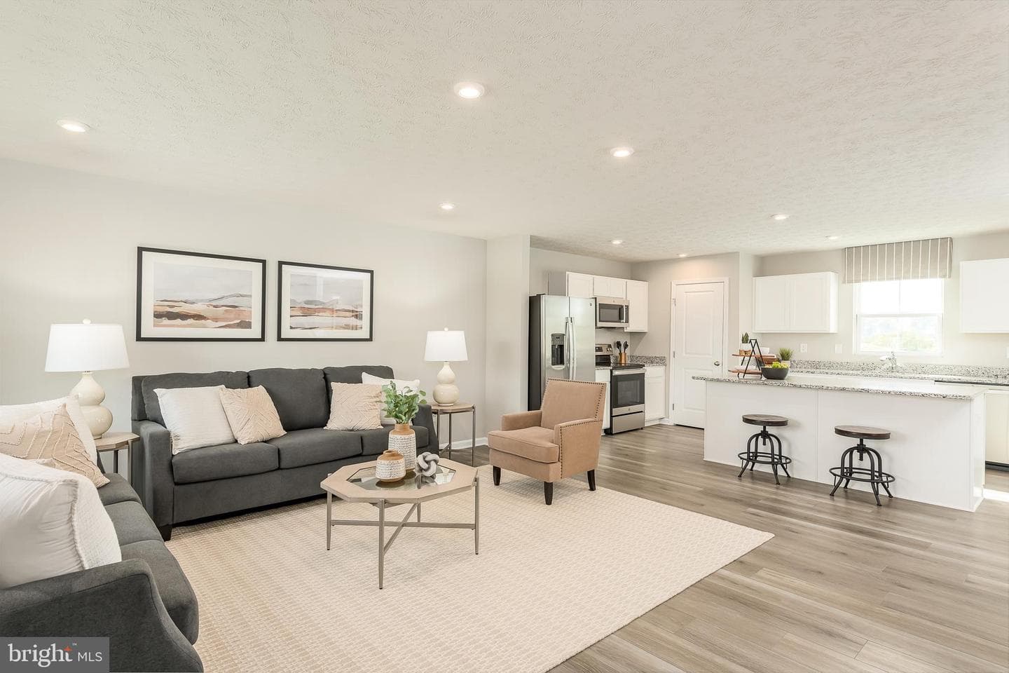 1714e Mutual Drive photo 8