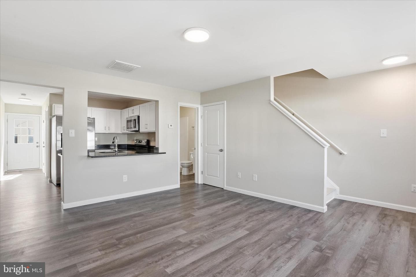 208 White Violet Way photo 3