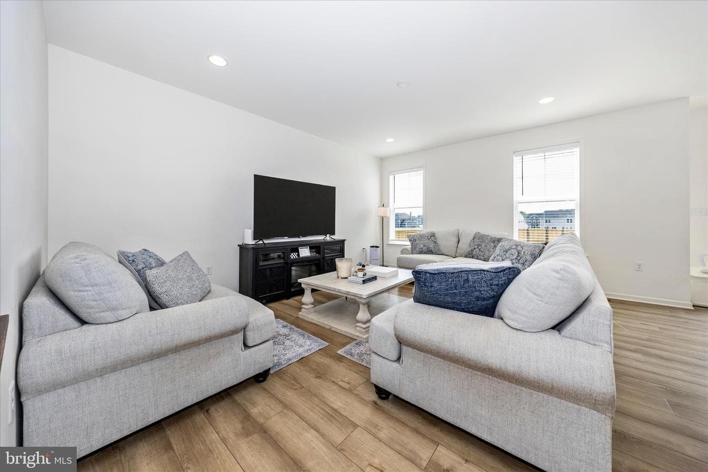 231 Pindar photo 13