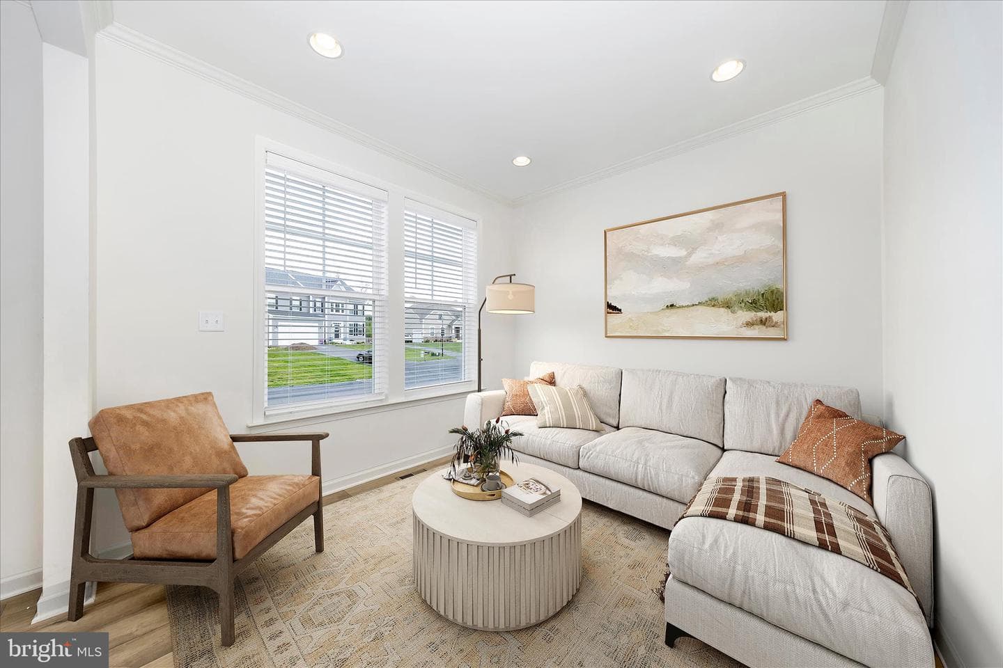 231 Pindar photo 5