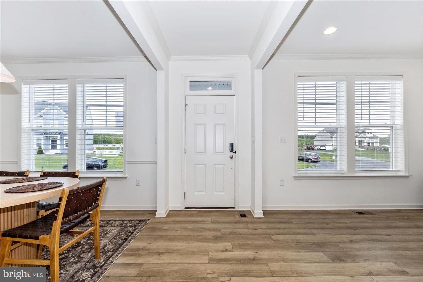 231 Pindar photo 6