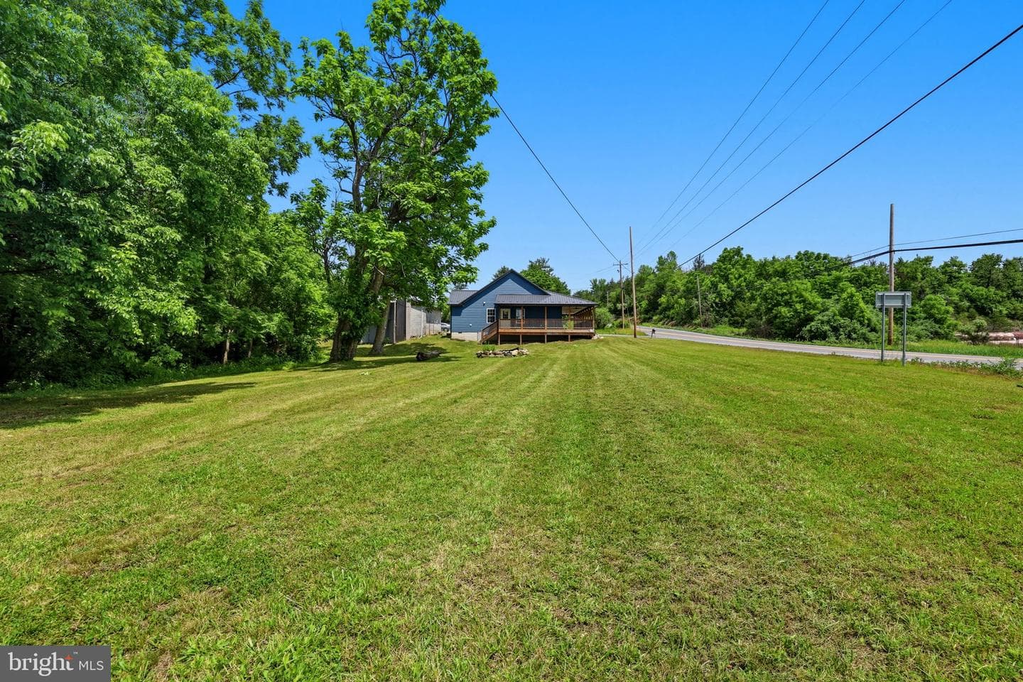 8757 Hedgesville Road photo 40