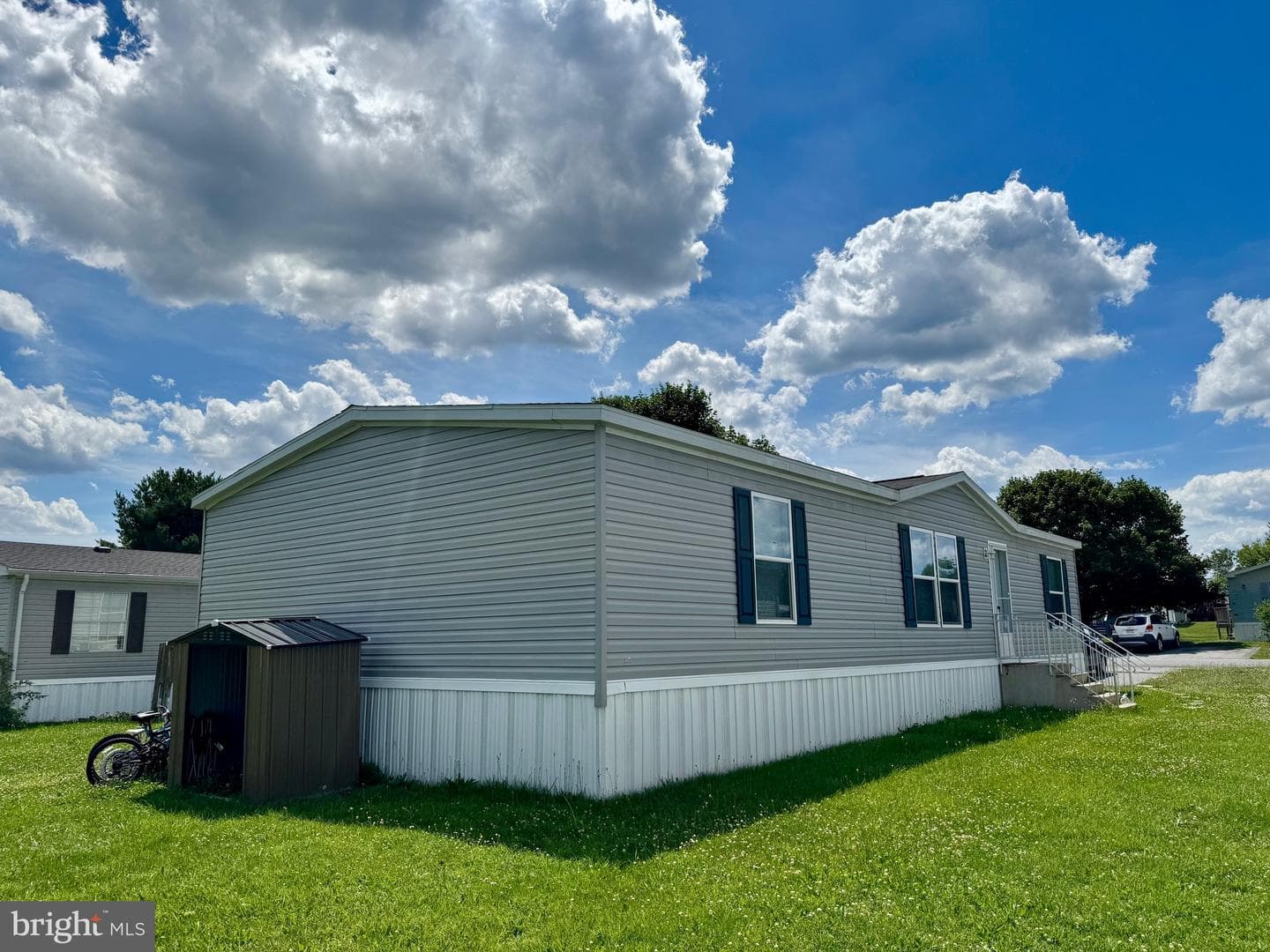 386 Royal Crest Dr photo 12