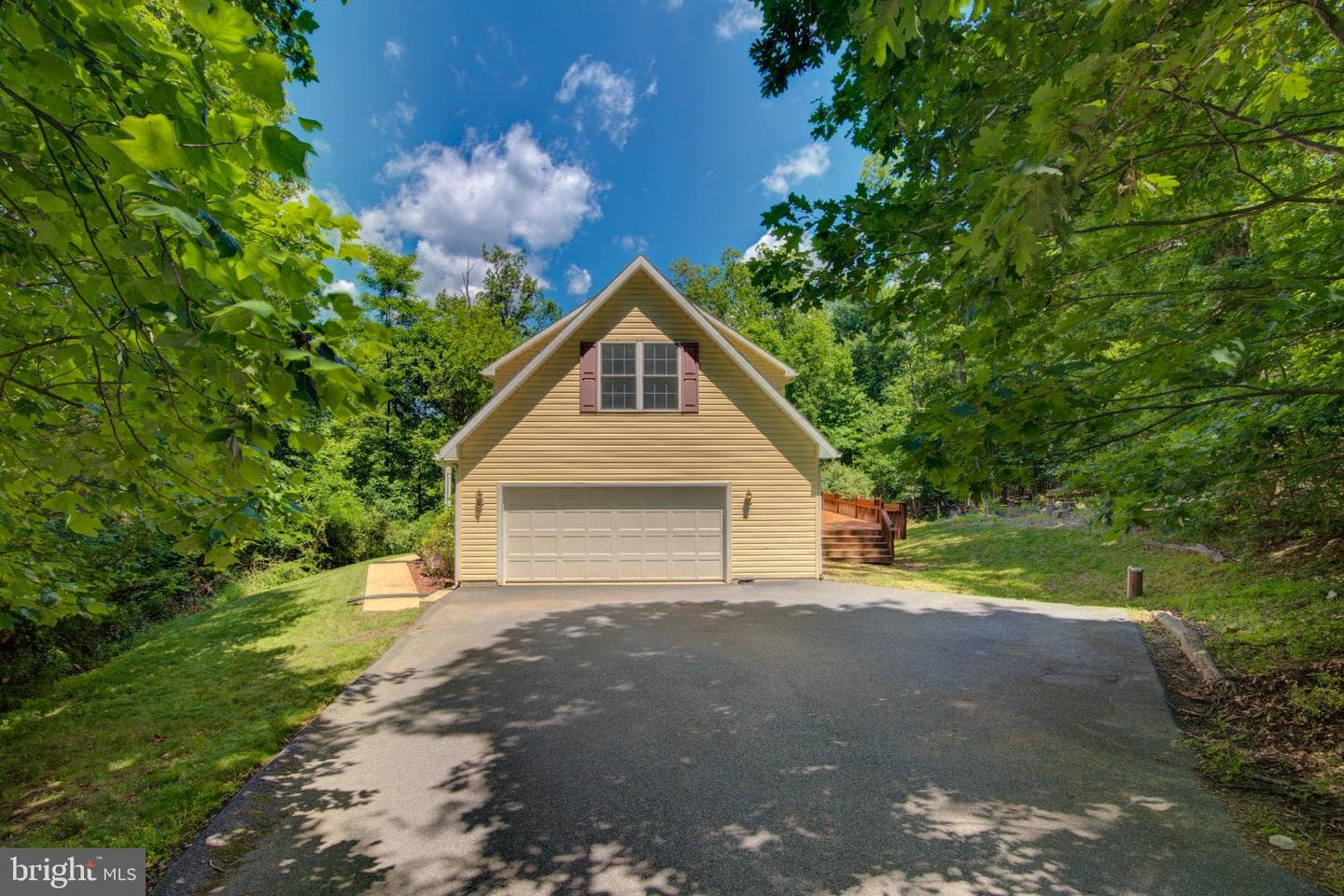 228 Warner Lane photo 10