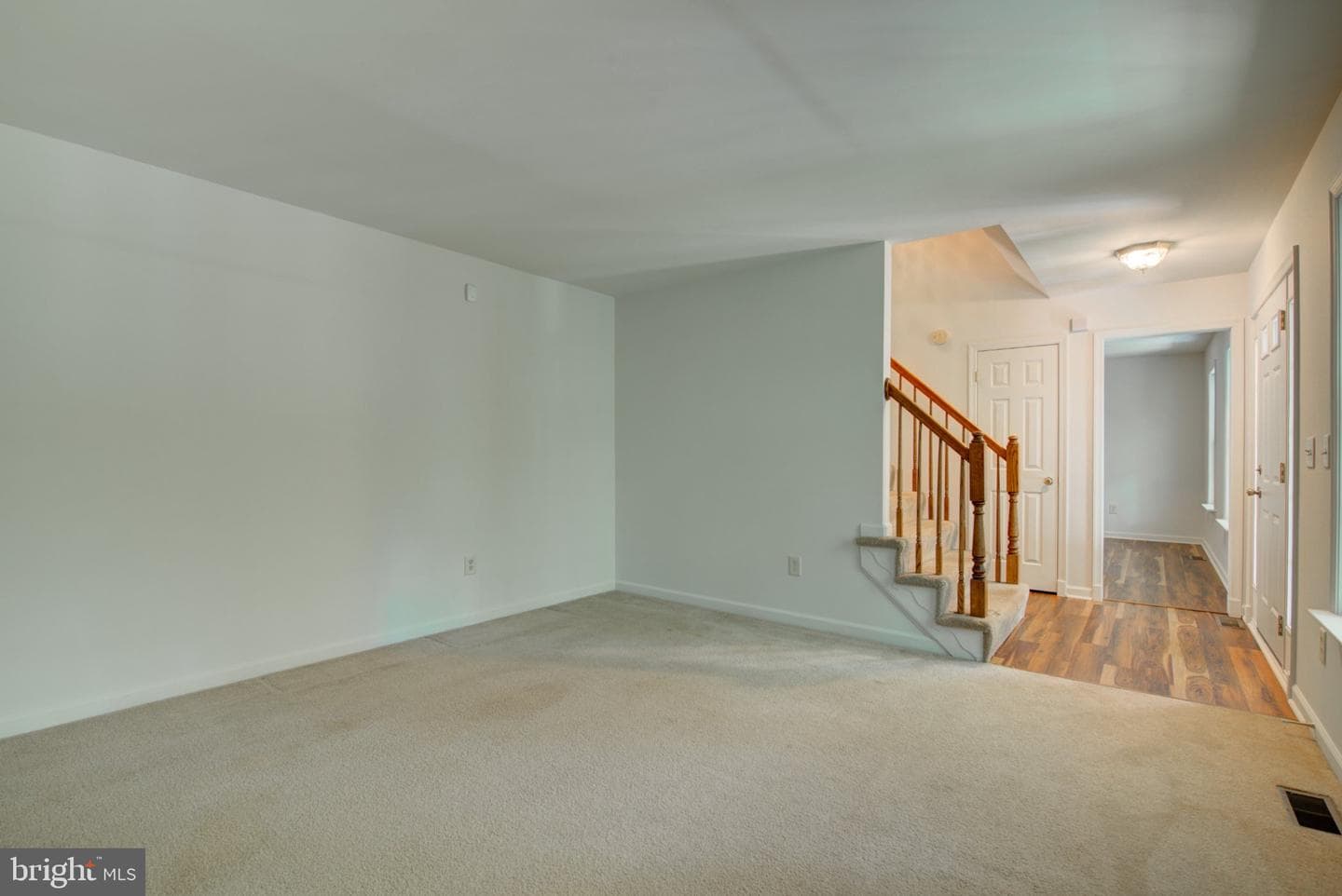 228 Warner Lane photo 23
