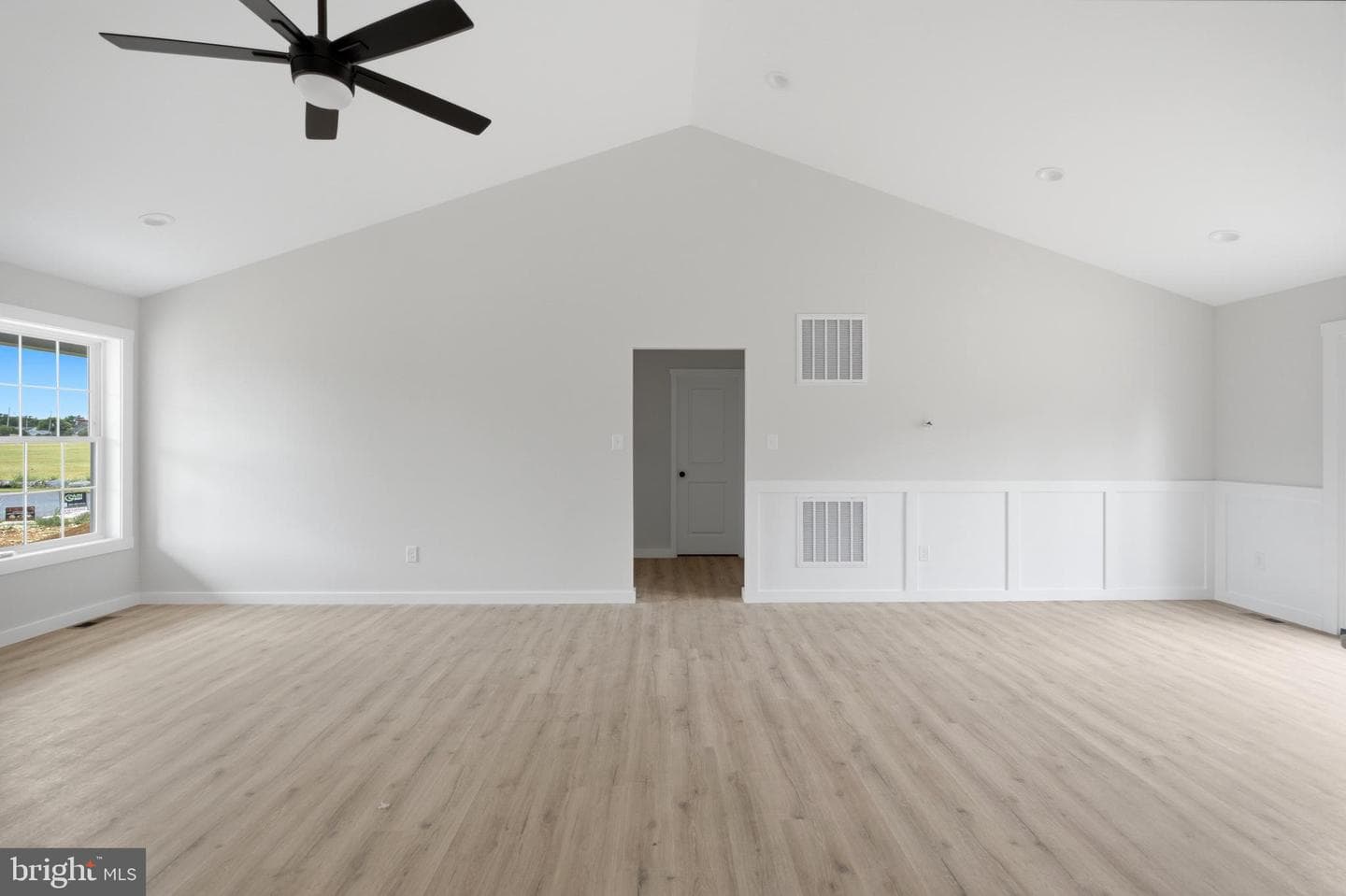 344 Friendship Drive photo 7