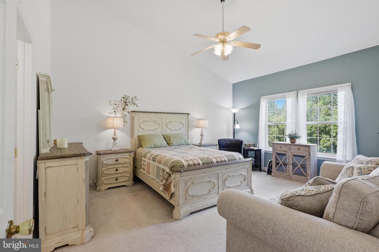 88 Castlerock Lane photo 4