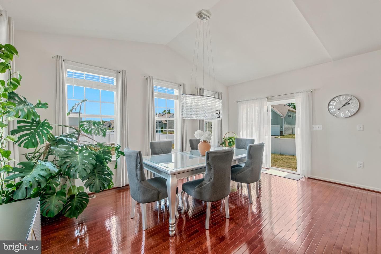 425 Lawrence Road photo 16