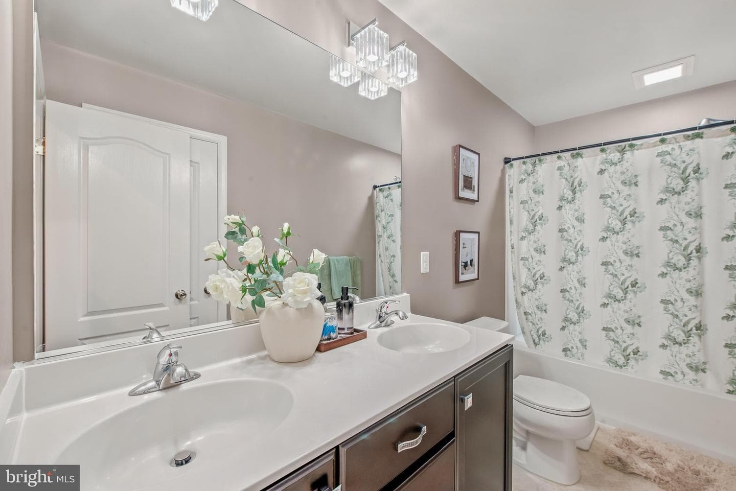 425 Lawrence Road photo 26