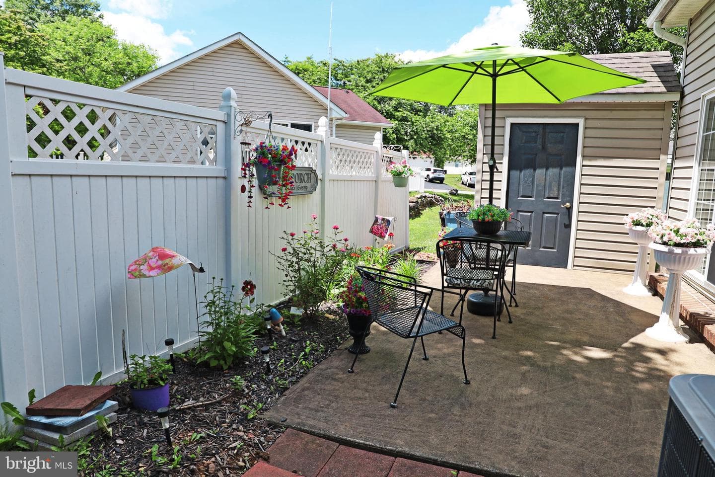 211 Sentry Lane photo 25