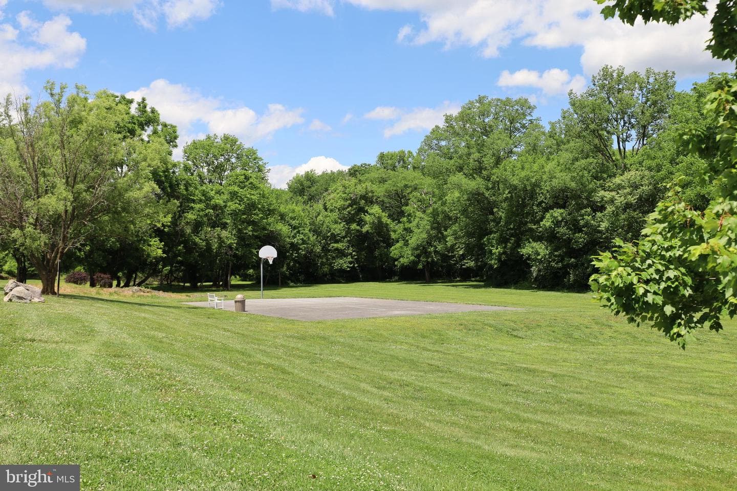 211 Sentry Lane photo 27