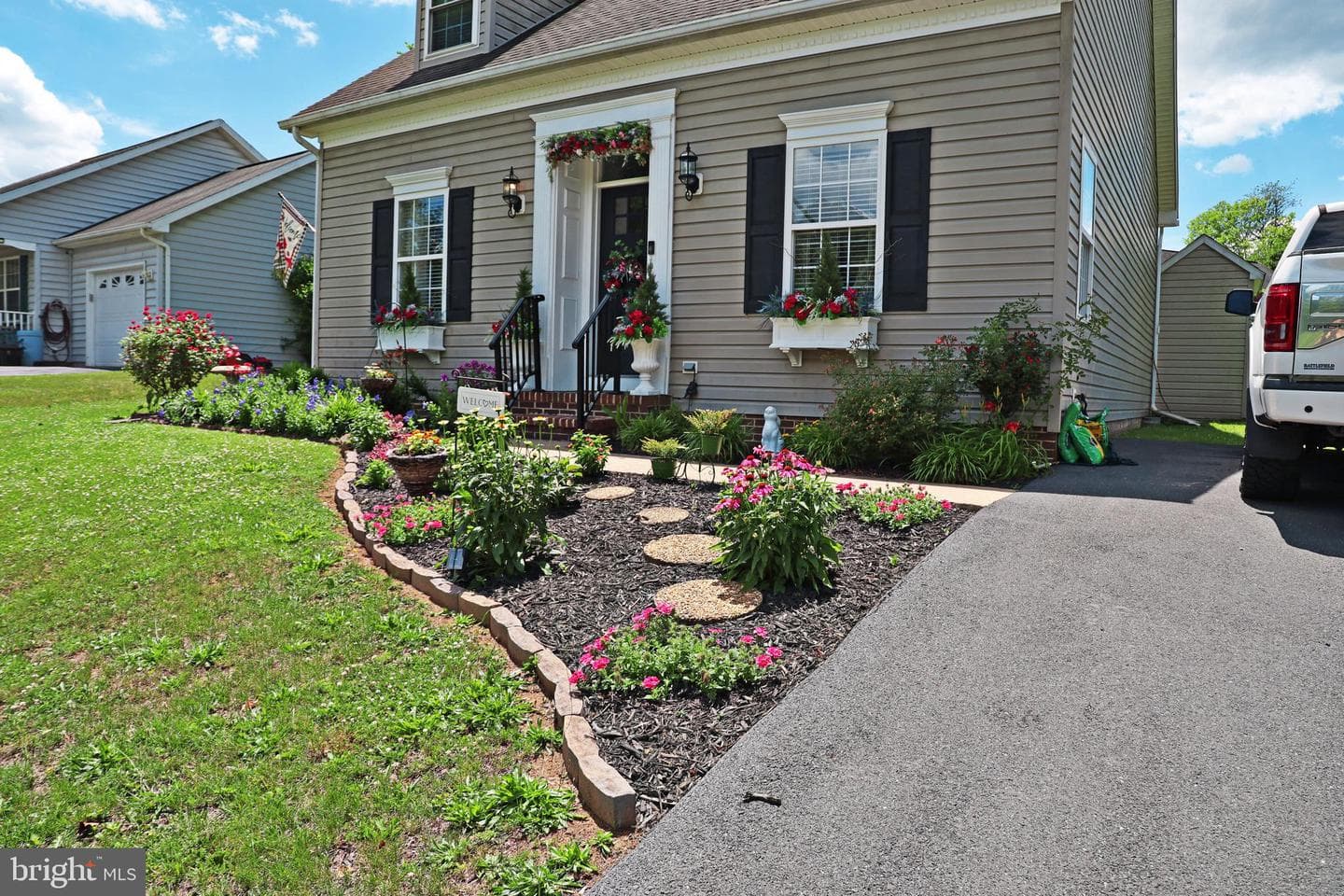 211 Sentry Lane photo 30