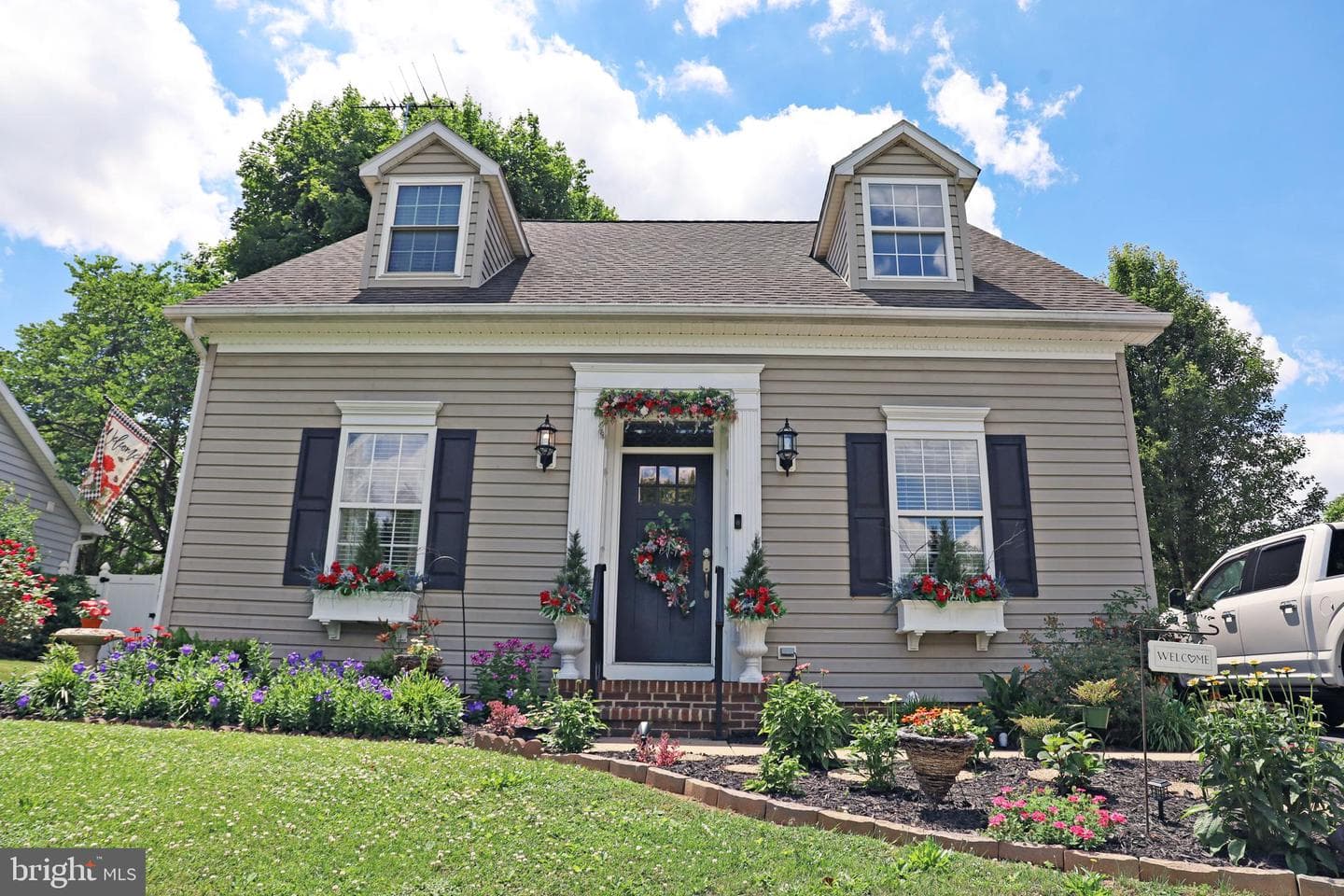211 Sentry Lane photo 33