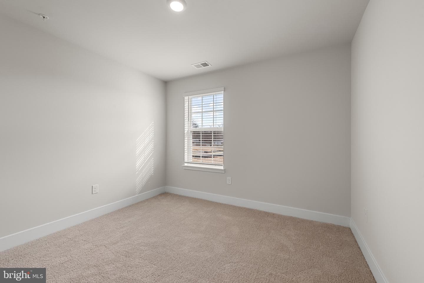 318 Orpington Drive photo 6