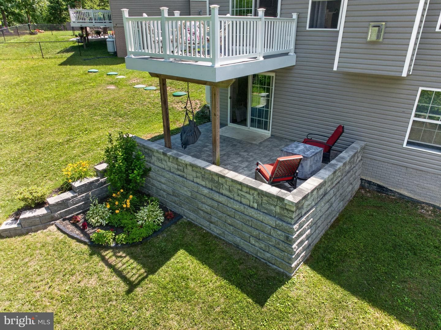 463 Executive Way photo 13