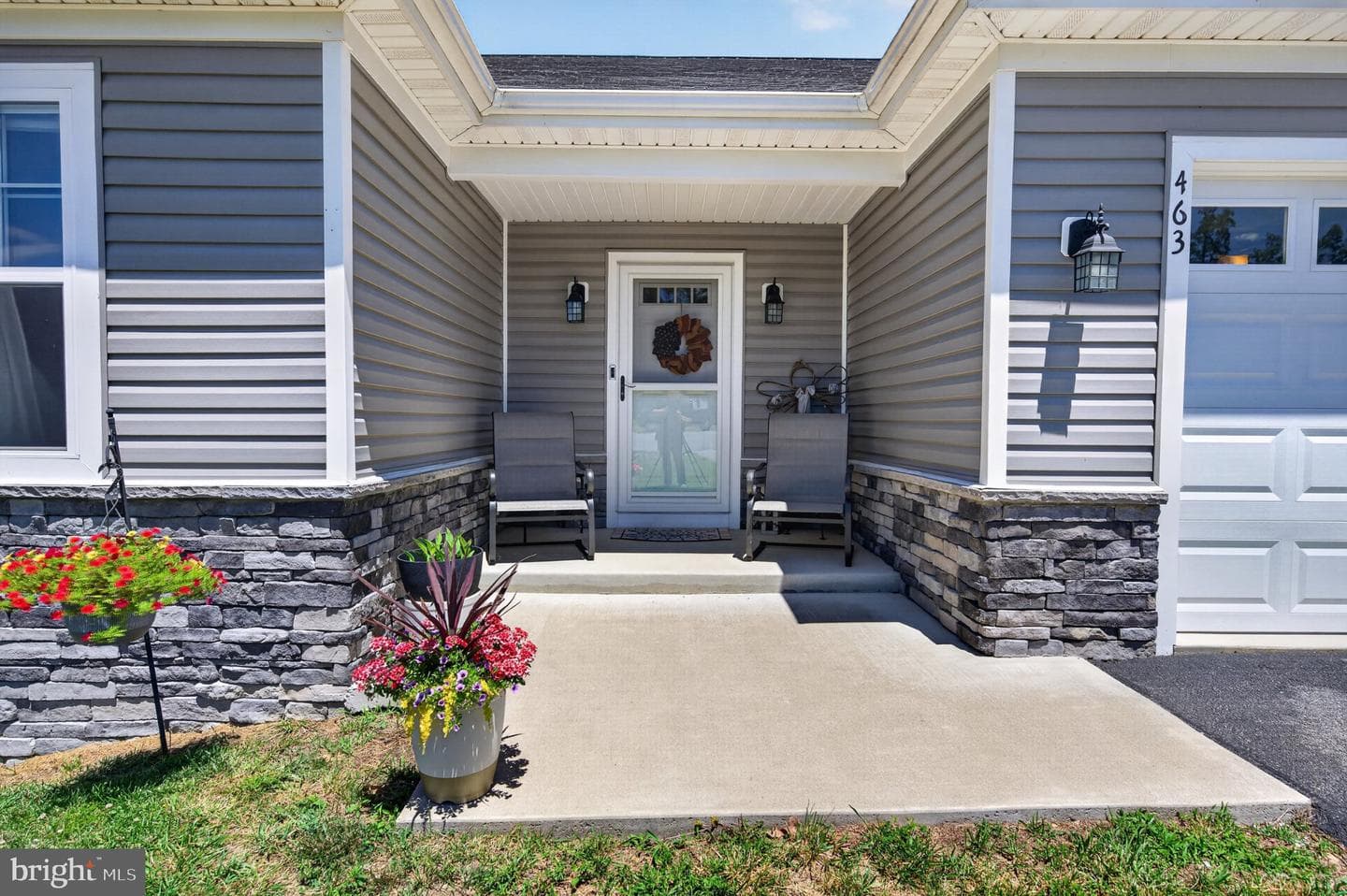 463 Executive Way photo 24