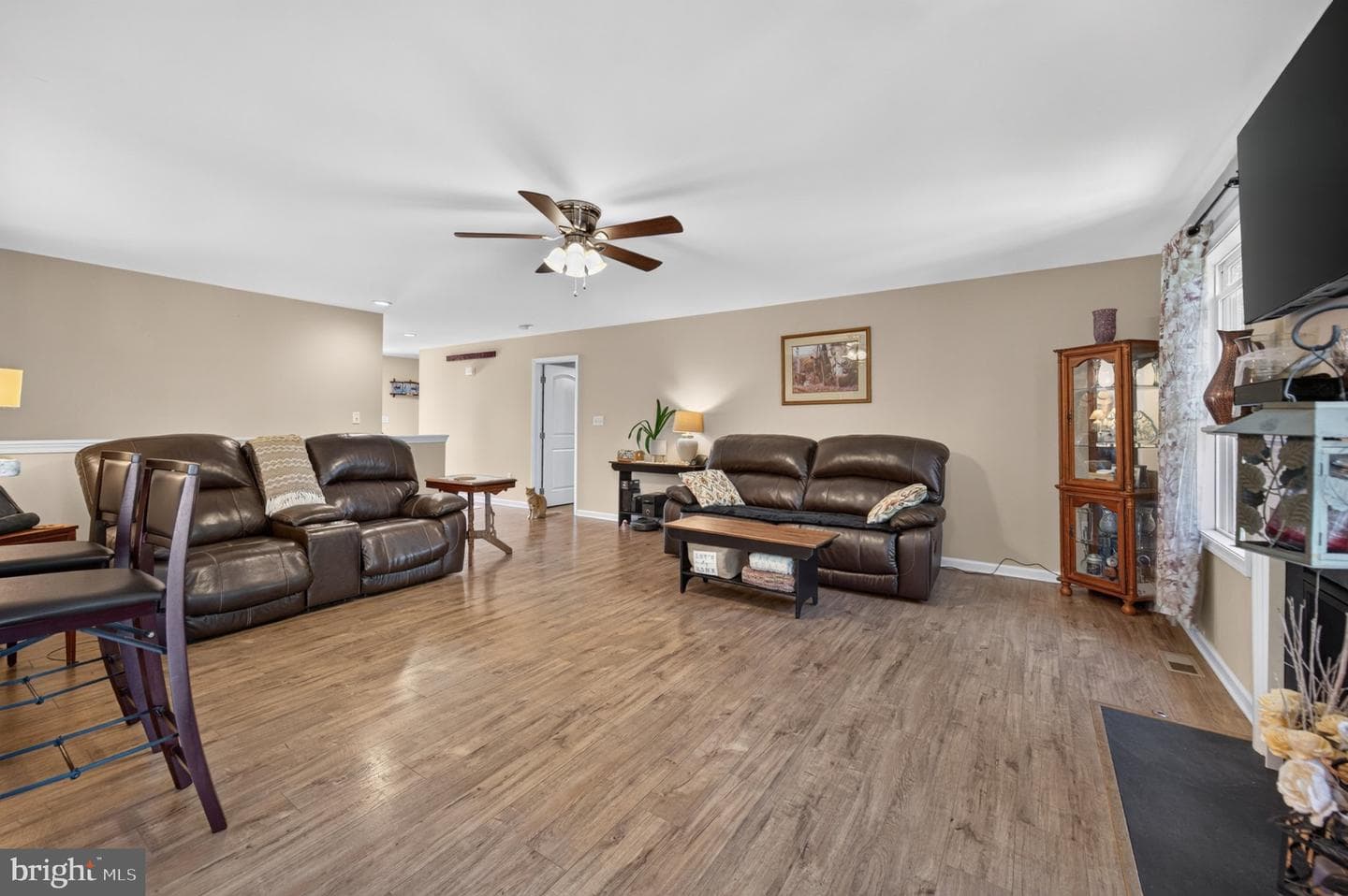 463 Executive Way photo 35