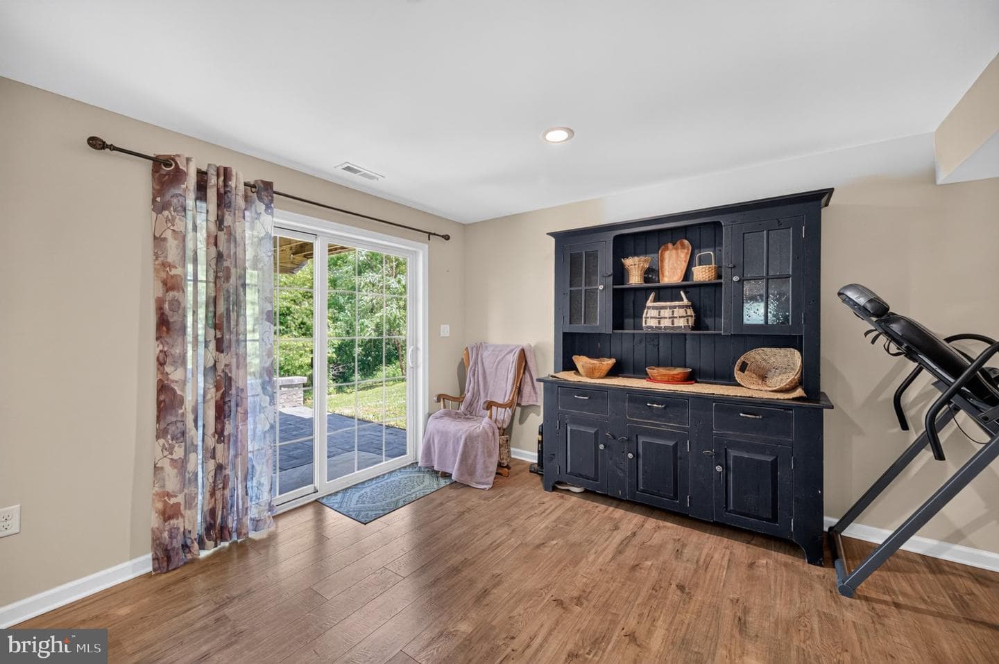 463 Executive Way photo 54