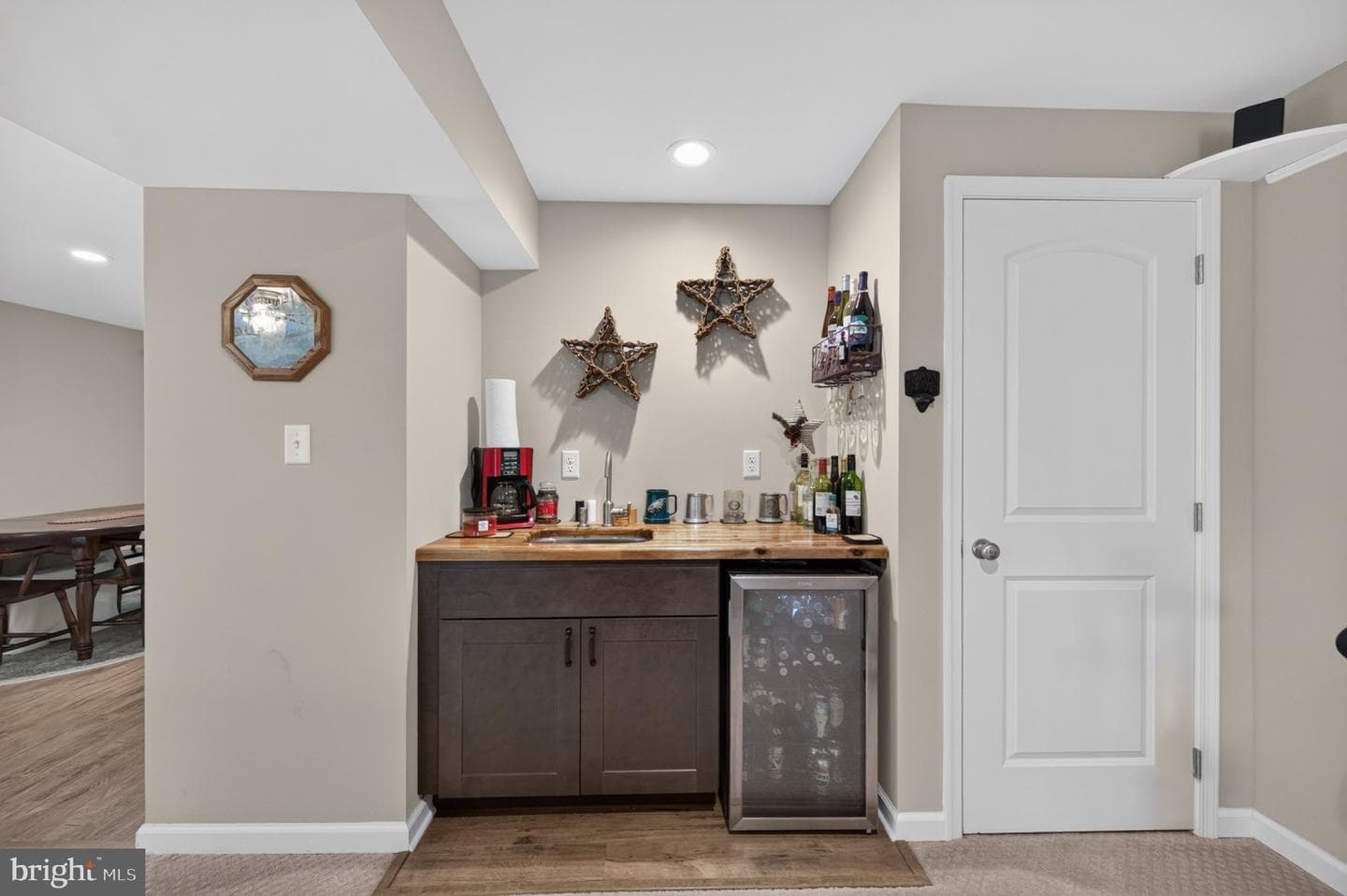 463 Executive Way photo 60