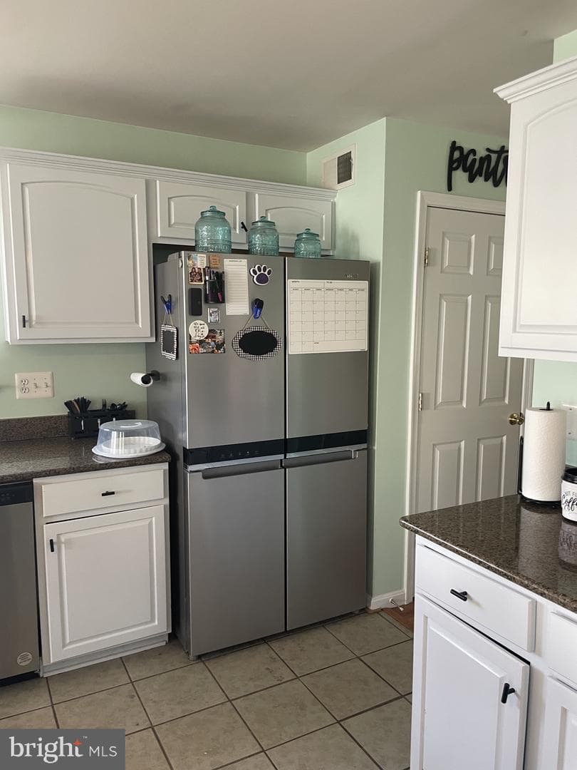 105 Seurat Lane photo 6