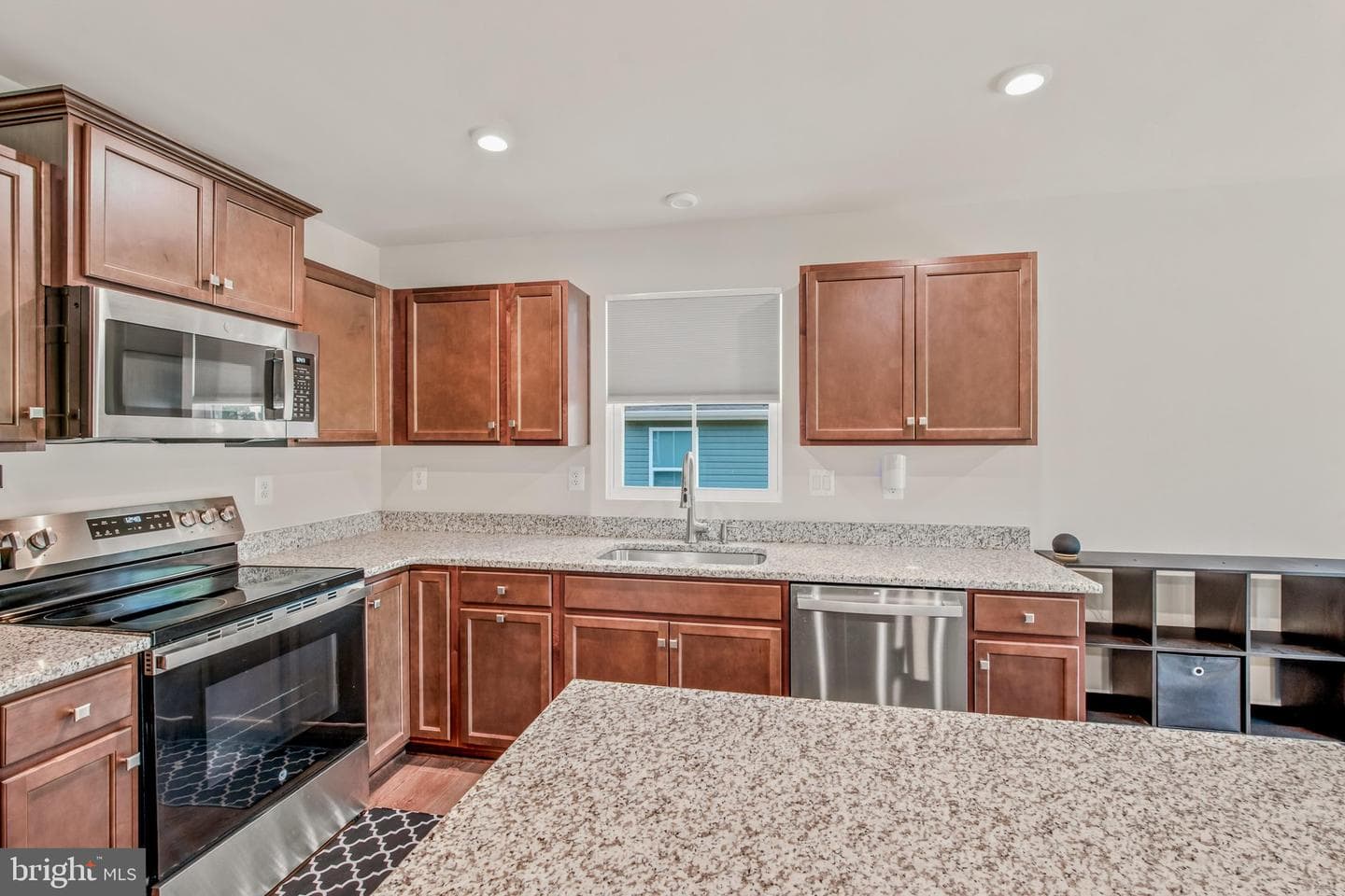 566 Makers Way photo 13