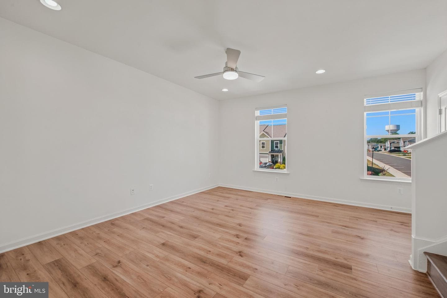 242 Charterhouse Street photo 29