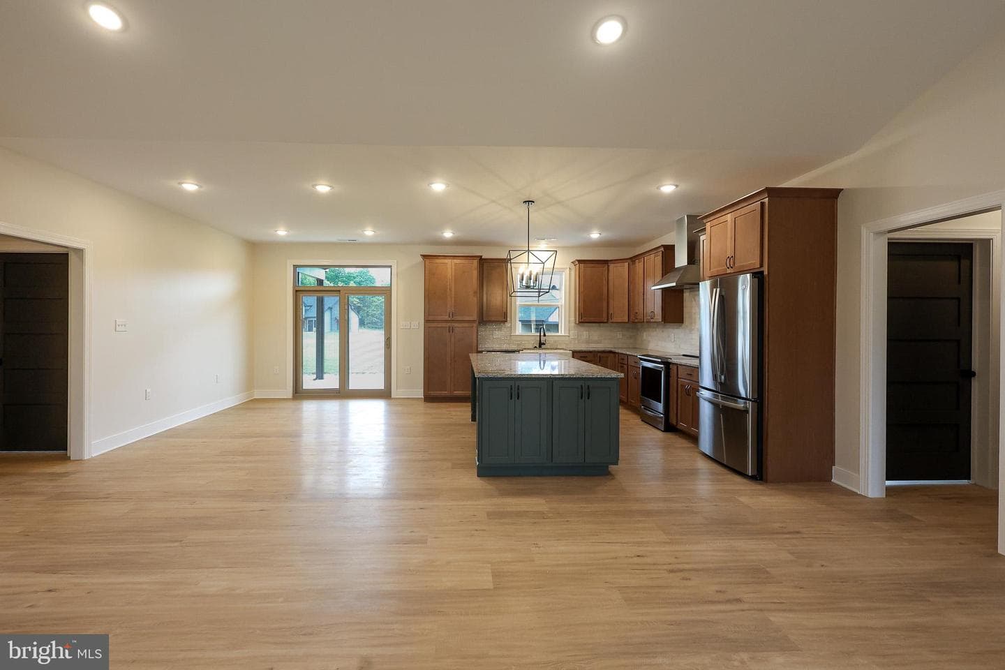 45 Grand Rapids Drive photo 16