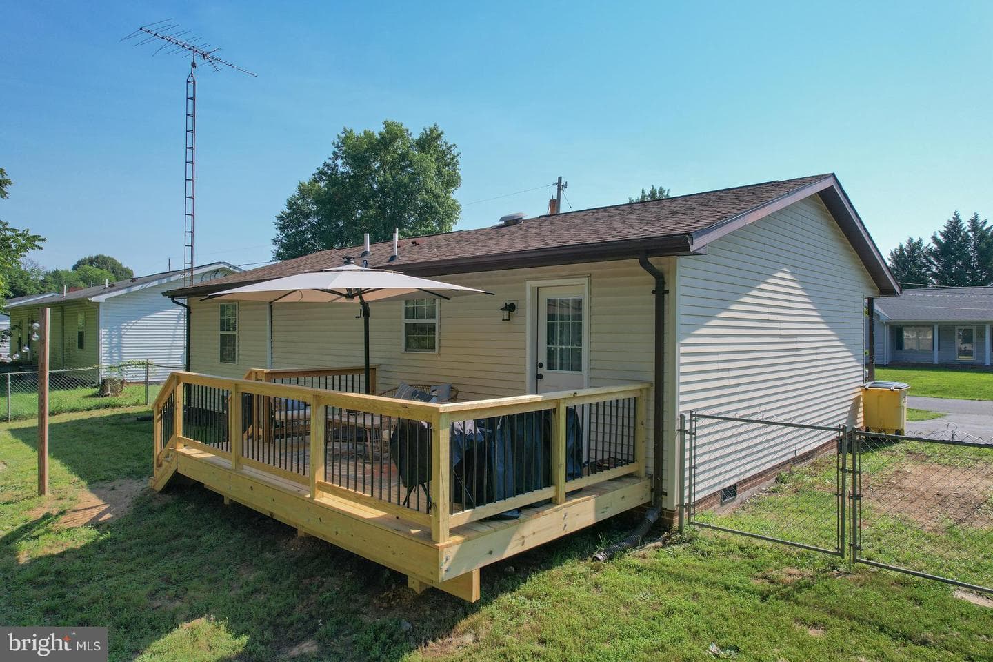 168 Dexter Drive photo 31