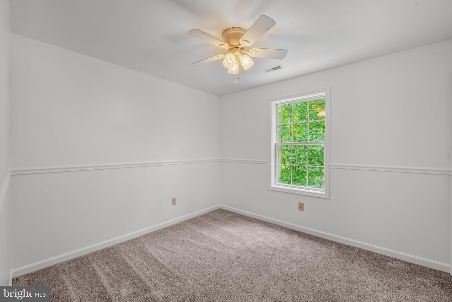 185 Tara Drive photo 32