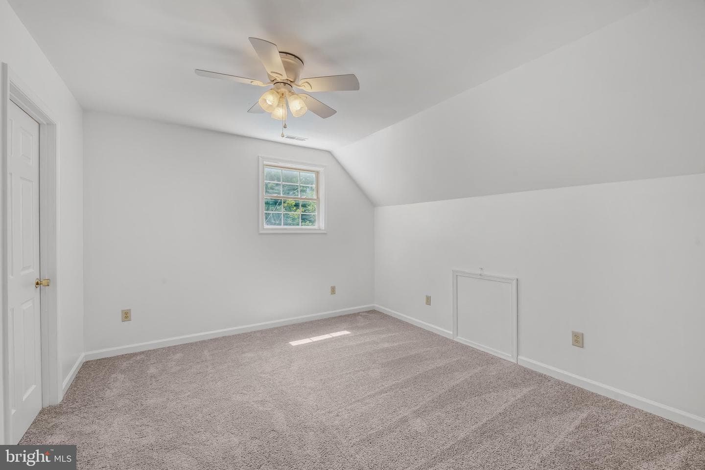 185 Tara Drive photo 36