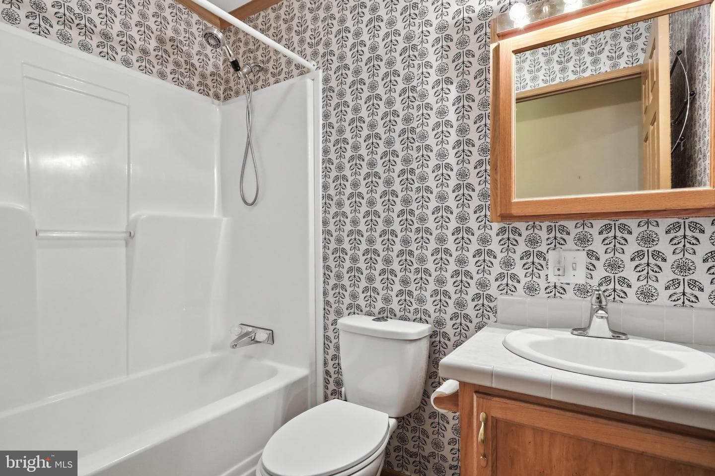 136 Snooks Lane photo 32