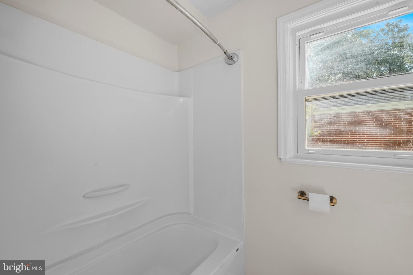 709 Berry Street photo 17