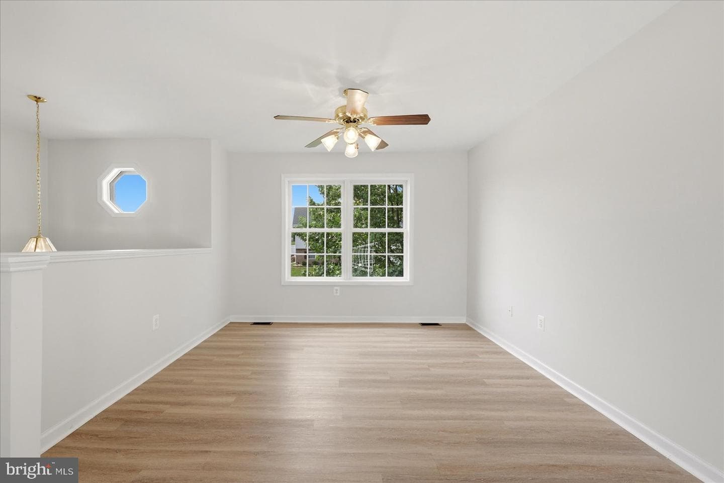 224 Ford Circle photo 7