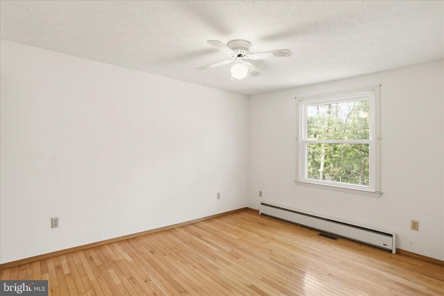 633 Halterman Drive photo 17