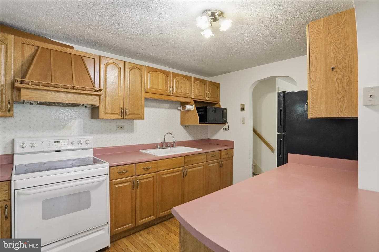 633 Halterman Drive photo 4