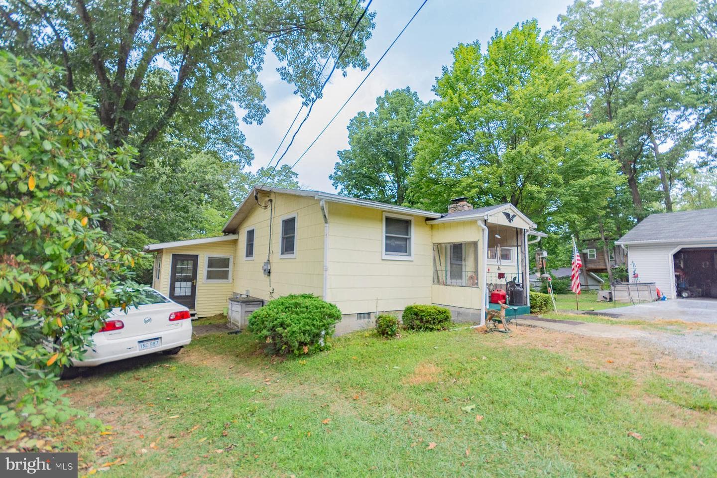 1227 Rolling Lane photo 36